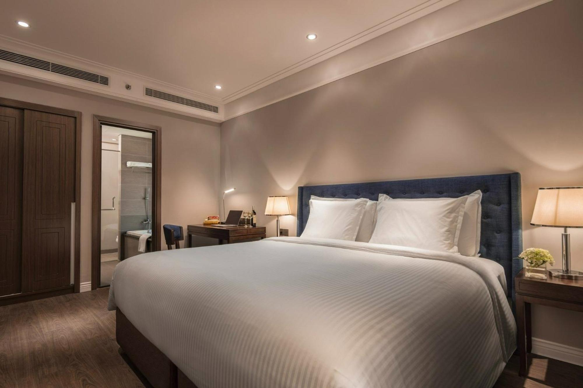 Luxury Apartment - Rooftop Swimming Pool - Beach Front - Hinata Apartment Đà Nẵng Extérieur photo