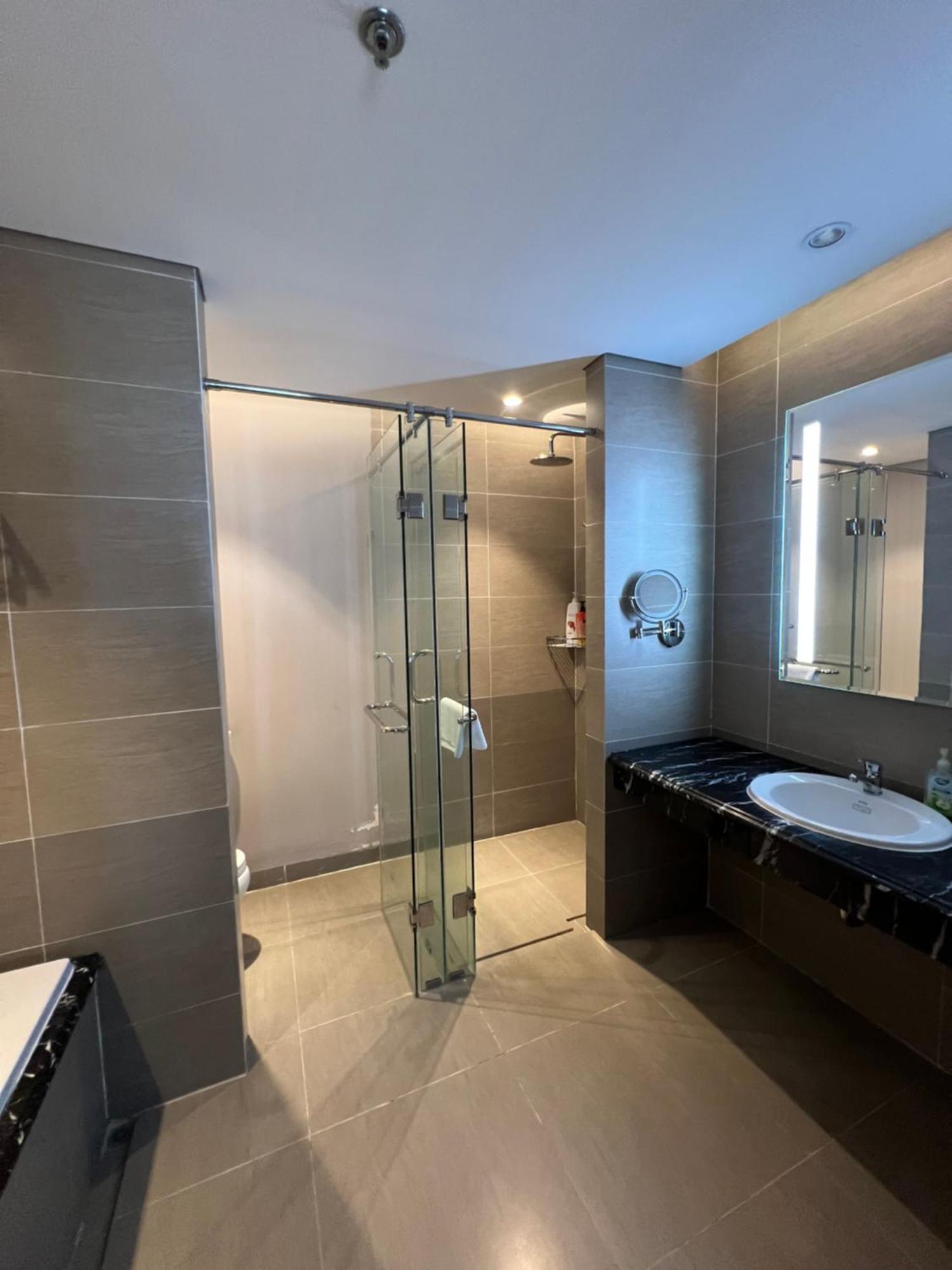 Luxury Apartment - Rooftop Swimming Pool - Beach Front - Hinata Apartment Đà Nẵng Extérieur photo